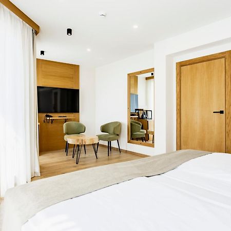 Natura All Seasons Boutique Hotel 부르가스 외부 사진
