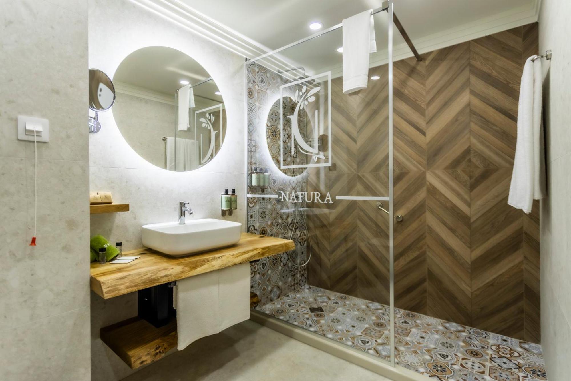 Natura All Seasons Boutique Hotel 부르가스 외부 사진