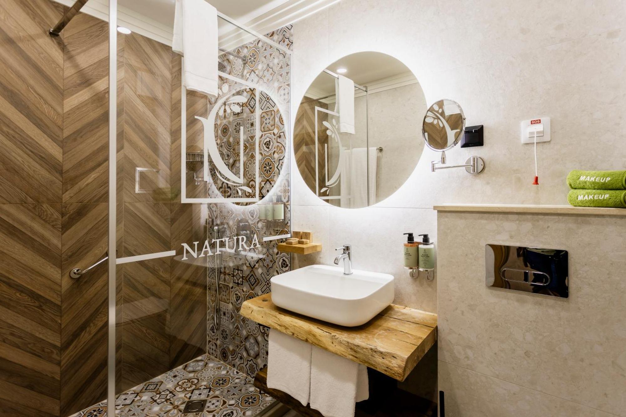 Natura All Seasons Boutique Hotel 부르가스 외부 사진