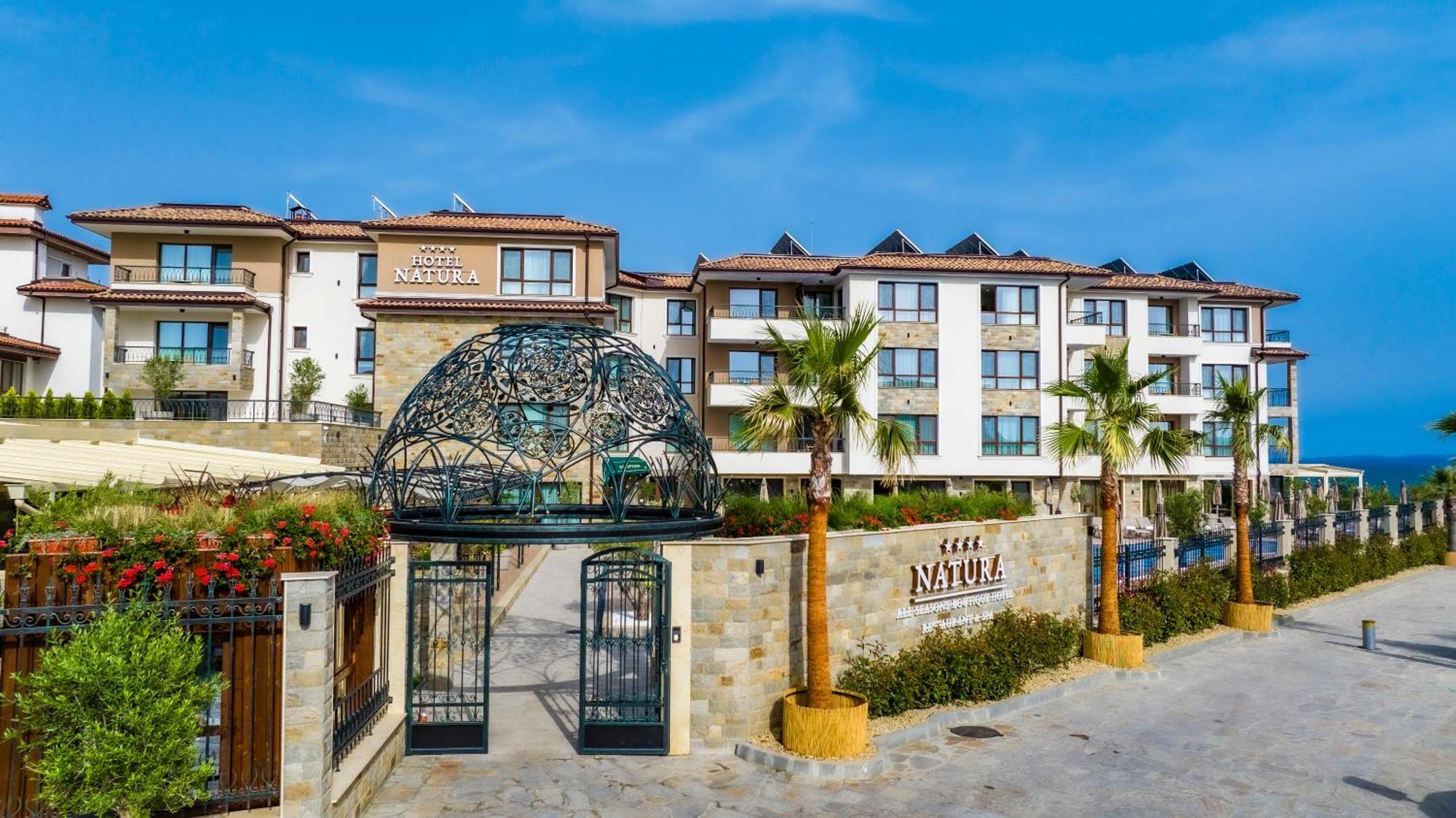 Natura All Seasons Boutique Hotel 부르가스 외부 사진