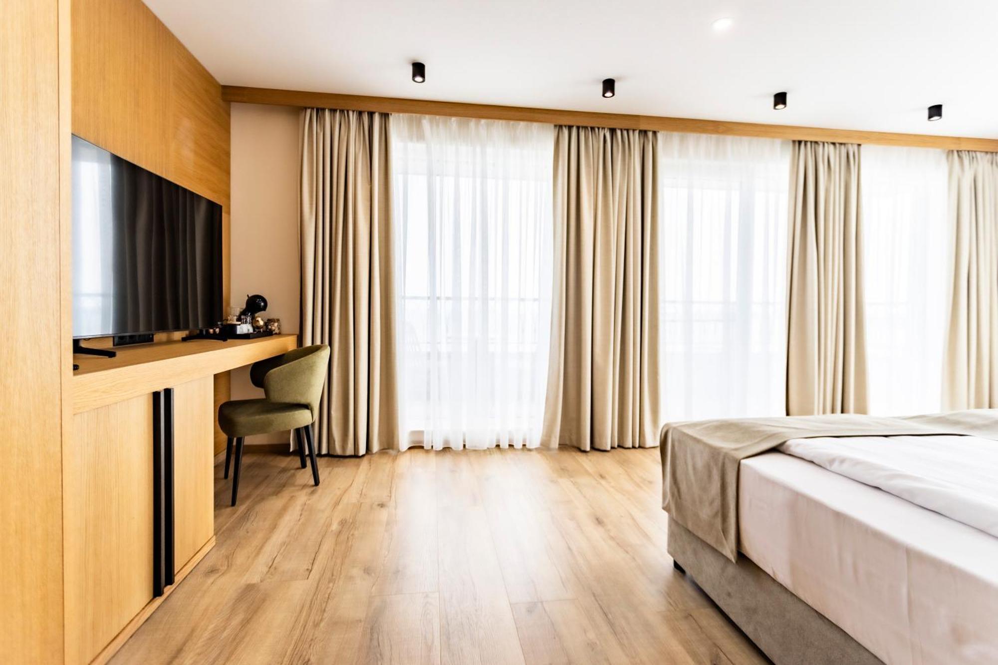 Natura All Seasons Boutique Hotel 부르가스 외부 사진